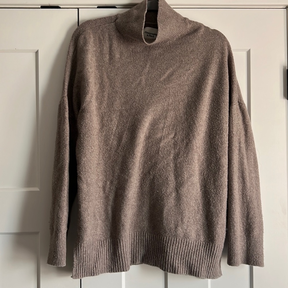 Mockneck sweater